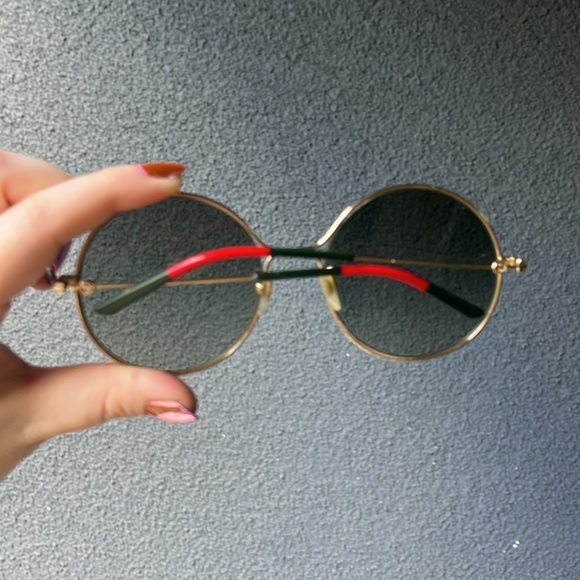 Gucci round sunglasses - Picture 2 of 3